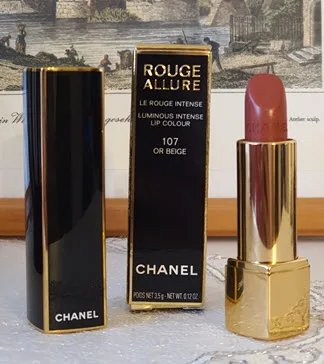 Chanel Ruj