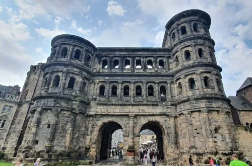 trier